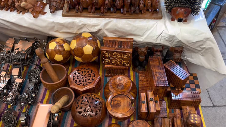 Souks de Marrakech - Décors en bois